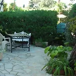 Castel Garoupe מלון אנטיב