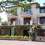 מלון Castel Garoupe אנטיב