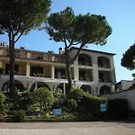 מלון Castel Garoupe אנטיב
