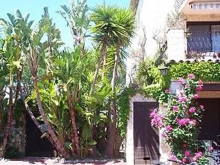Castel Garoupe Hotel 3*