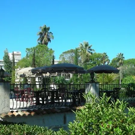 Castel Garoupe ホテル