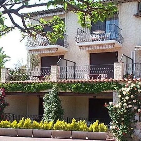 Castel Garoupe 3* Антиб