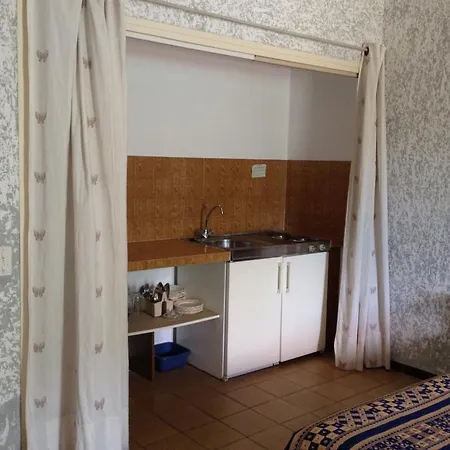 Castel Garoupe ホテル 3*
