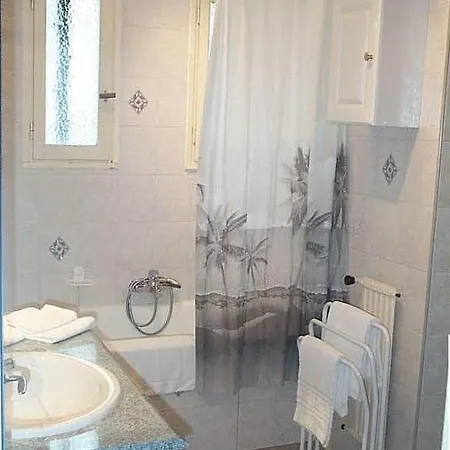 Castel Garoupe 3*