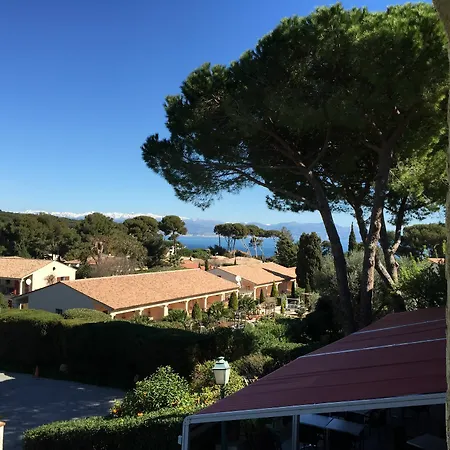 Castel Garoupe ホテル