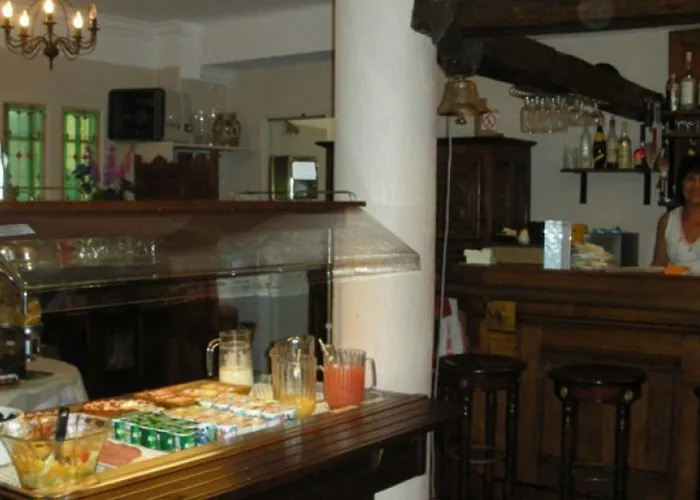 Hotel Castel Garoupe 3*