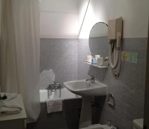 Hotel Castel Garoupe Antibes