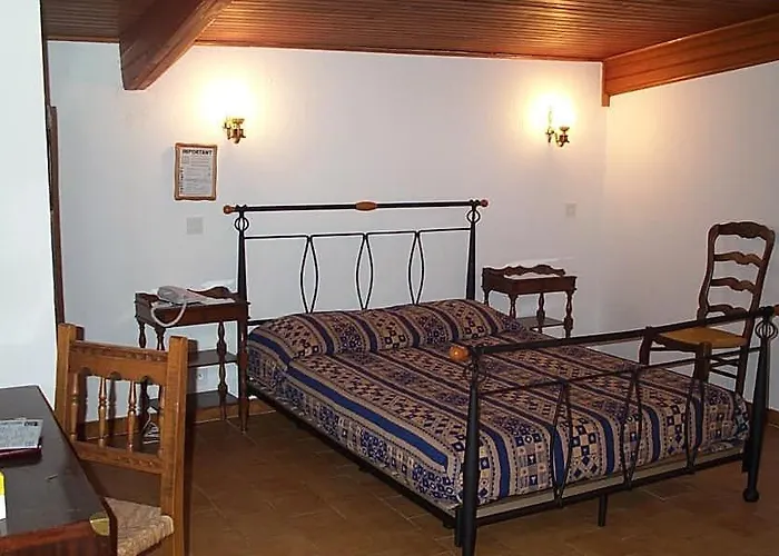 Hotel Castel Garoupe 3*