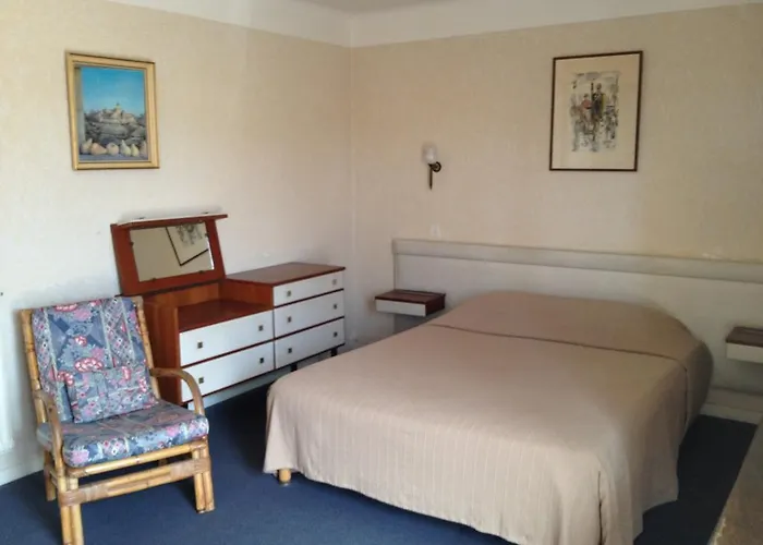 Castel Garoupe Hotel Antibes